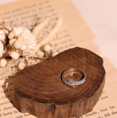 Scottina Signature High Pure Silver Snake Ring – "Embrace the Elegance"