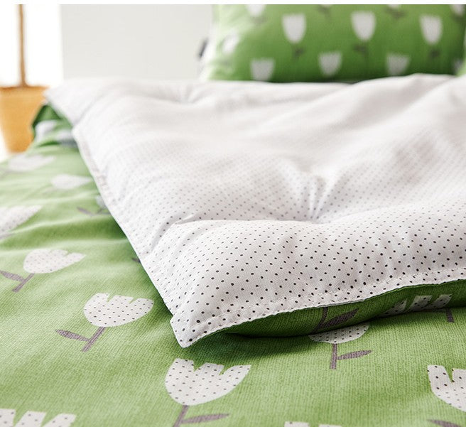 Proudly Made in Korea – Antibacterial Effectiveness Verified – Premium Blanket